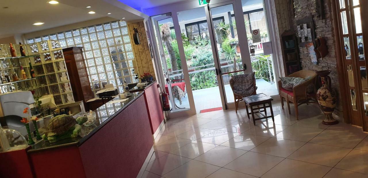 Hotel Manu Rimini Ngoại thất bức ảnh